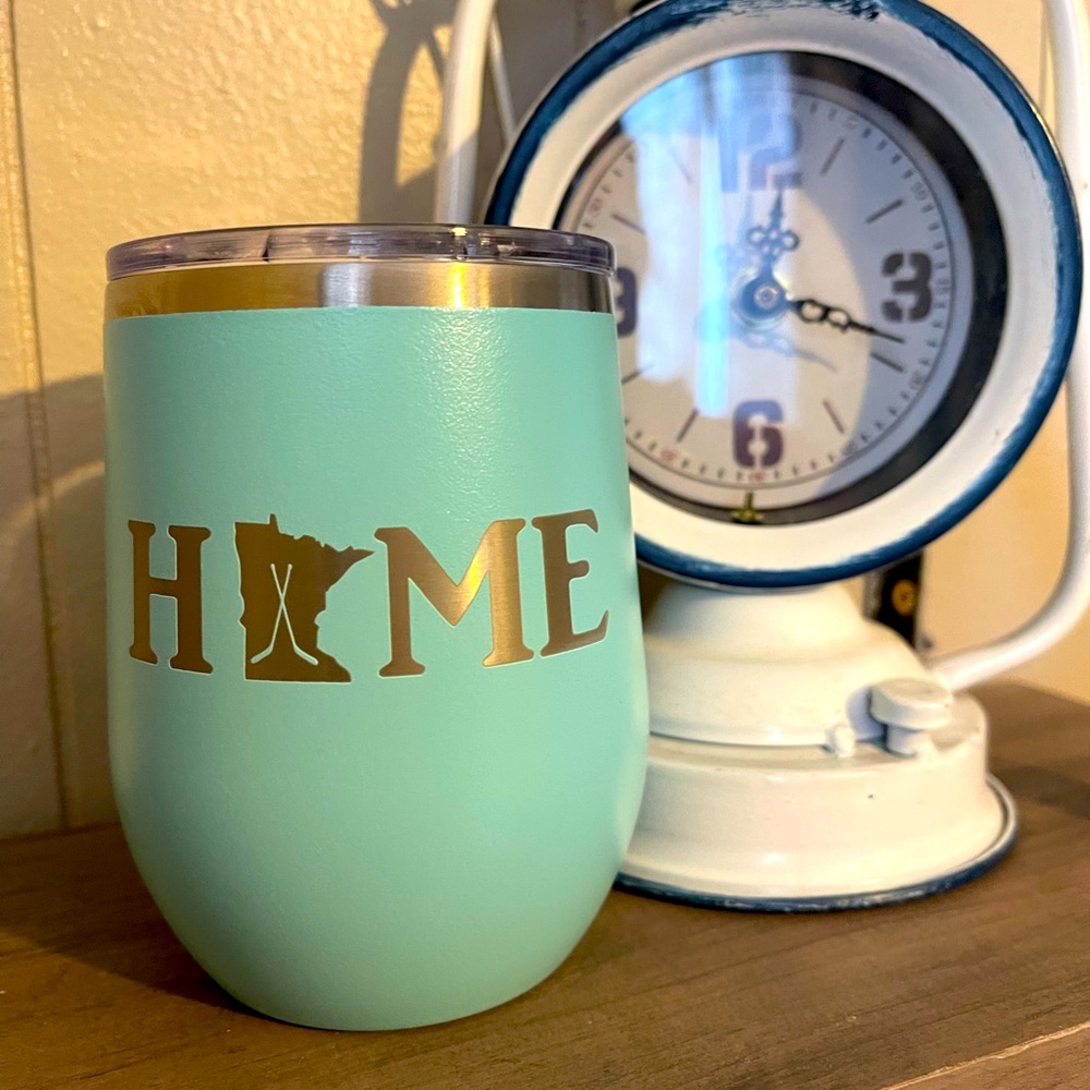Minnesota Hockey Mom Wine Tumbler insulated 12oz